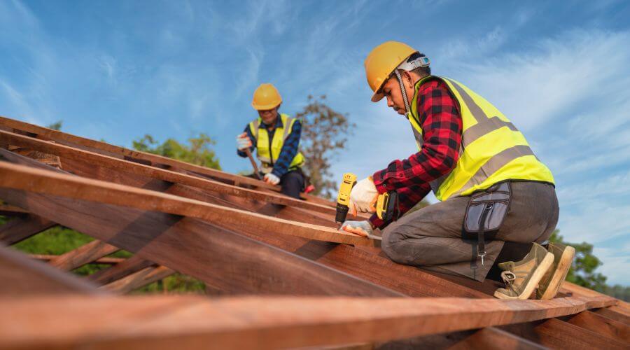 Professional Flat Roofing Installation services in Jamestown, IN